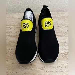 SB10 DKNY Black Slip-On Sneakers Size 6.5.